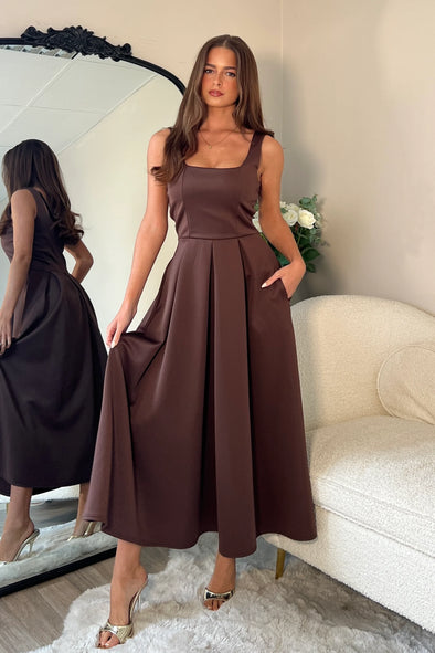 GIRL IN MIND Erica Square Neck Pleated Midi Dress Brown