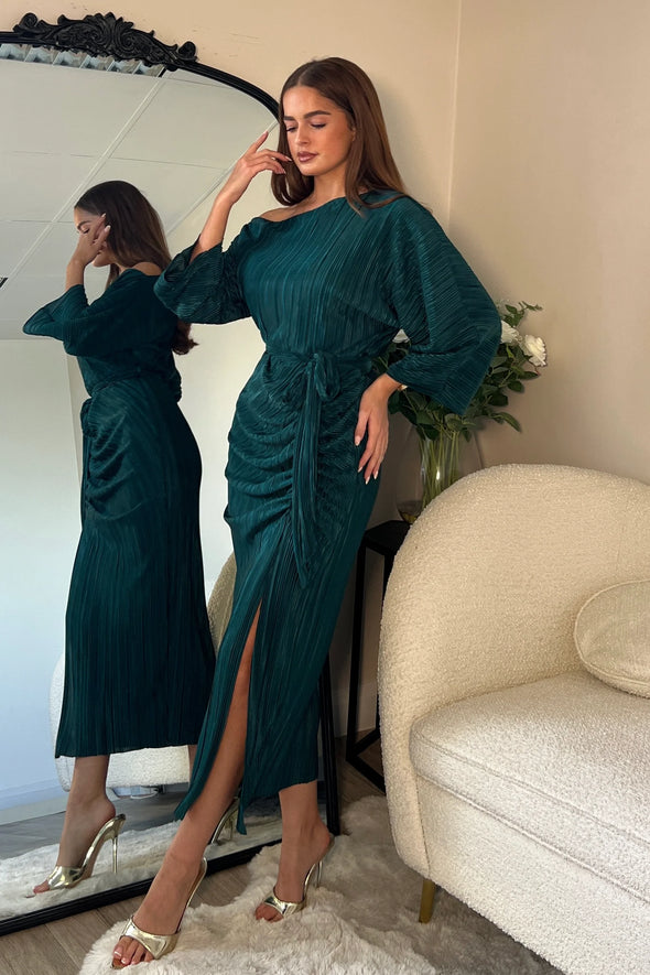 GIRL IN MIND Vendy Off The Shoulder Ruched Detail Midi Dress Emerald