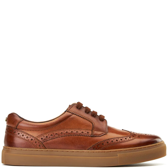 BASE LONDON Clapton Brogue Trainer Washed Tan
