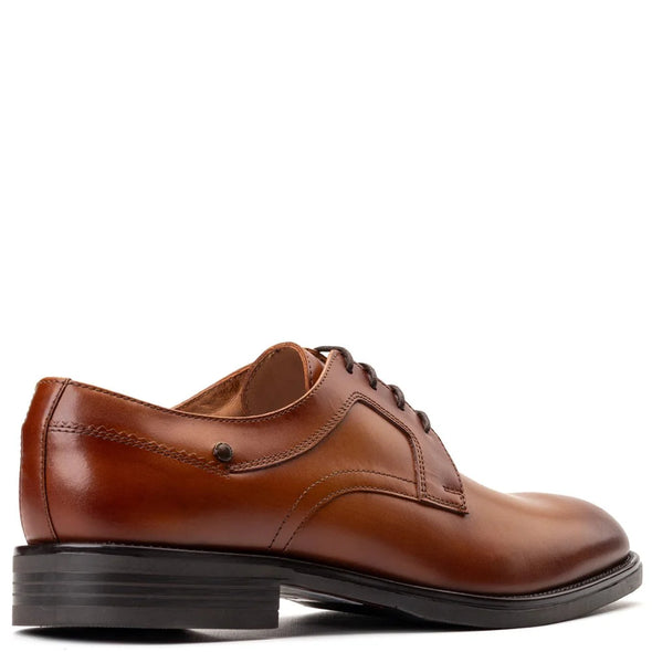 BASE LONDON Sleeve Derby Shoe Waxy Tan